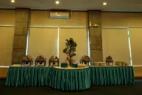 Real Family Hotel Tagaytay (formerly Days Hotel Tagaytay)