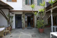 Hotel Baia di Puolo Hotels in 