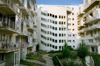 Agape Apartments Hotel dekat Kastil Buda - Istana Kerajaan (Kiralyi Palota)
