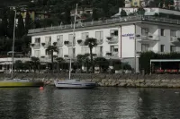 Hotel Excelsior Bay