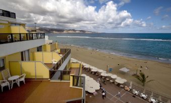 Apartamentos Colon Playa