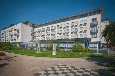 Vienna House Easy by Wyndham Günzburg