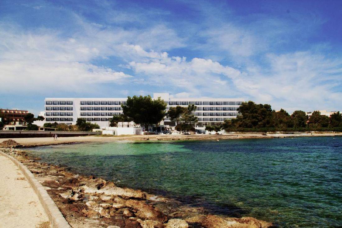 client Easy to read . Els Pins Resort and Spa-Ibiza Updated 2022 Room Price-Reviews & Deals |  Trip.com