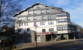 Hotel du Lac