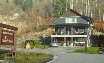 Lakevold Lodge