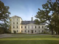Chateau Mcely - spa