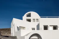 Aperanto Suites