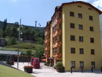 Font Andorra Hostel