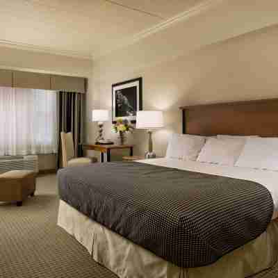 Hollywood Casino & Hotel Rooms