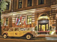 Bohema Boutique Hotel & Spa Hotels near 85 Gallery