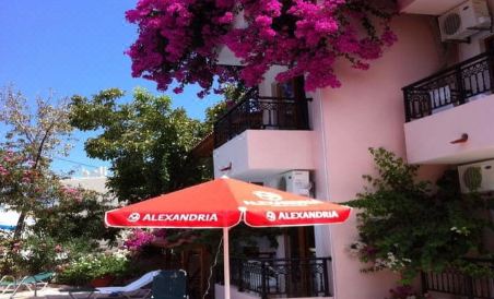 Zoe Hotel - Housity