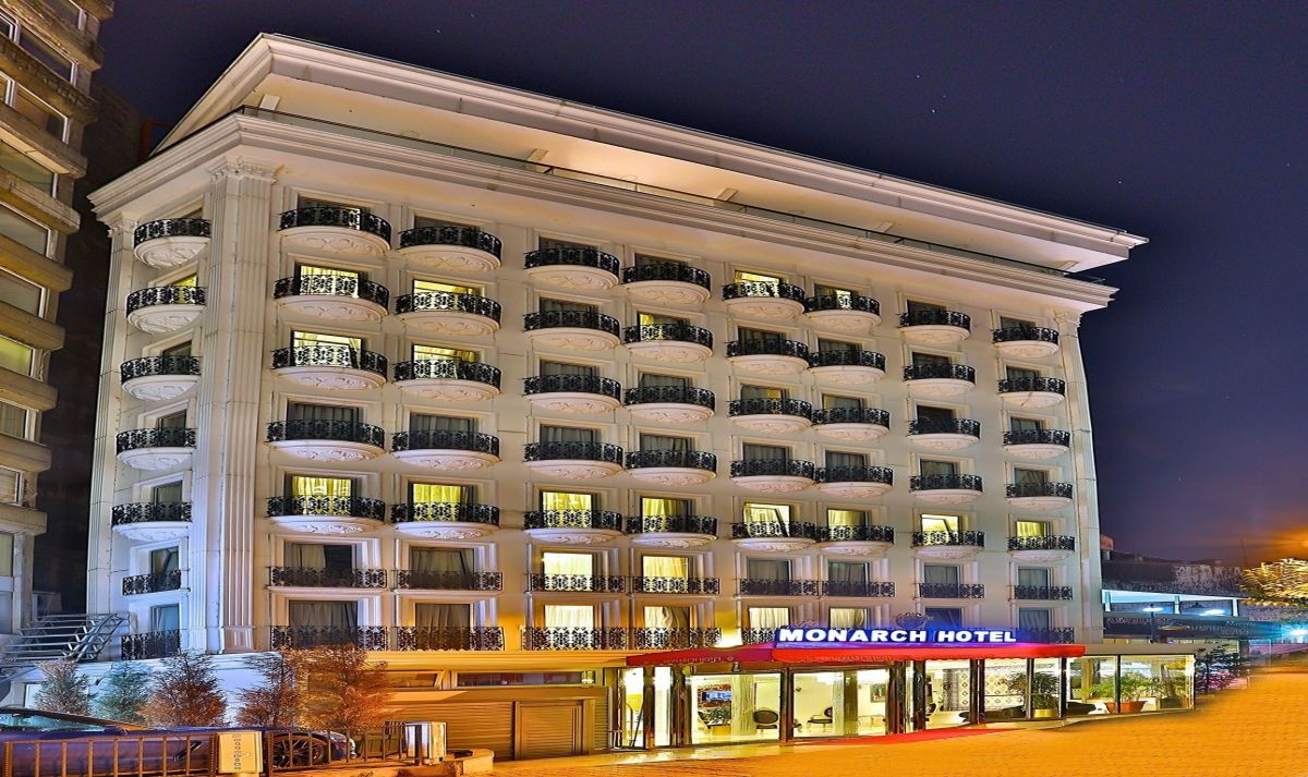 White Monarch Hotel