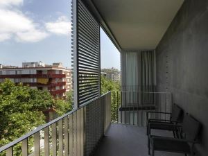 Fisa Rentals les Corts Apartments