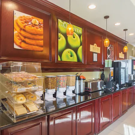 La Quinta Inn & Suites by Wyndham Lindale