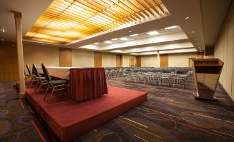 Edmonton Hotel & Convention Center Edmonton
