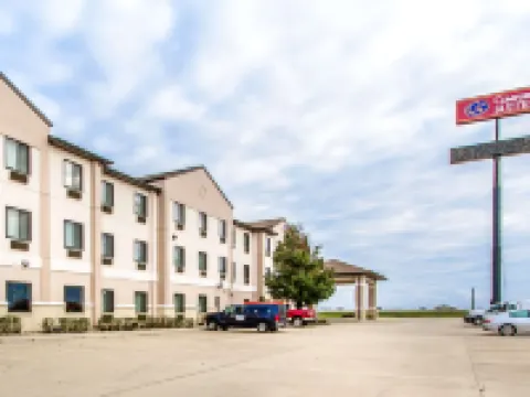 Comfort Suites Mattoon East Hotels in Mattoon