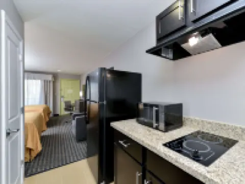 Scottish Inn & Suites Cotulla, TX Hotels in Cotulla