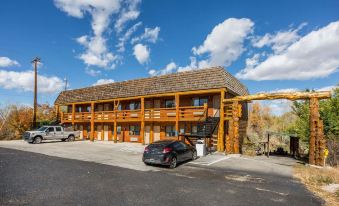 Rodeway Inn Pronghorn Lodge