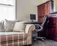 Econo Lodge Inn & Suites North Syracuse Airport - 2星級