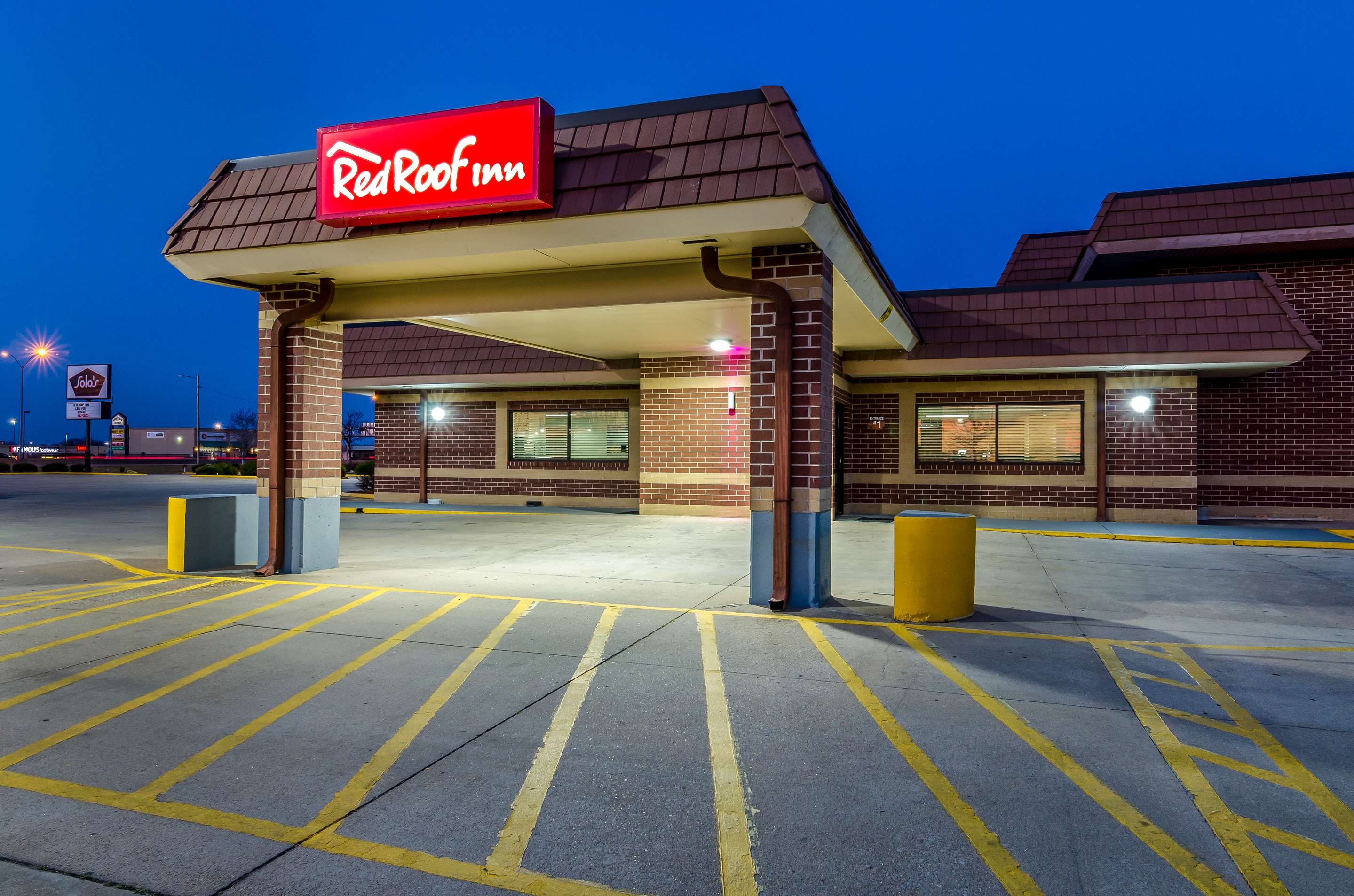 Red Roof Inn & Conference Center Wichita Airport