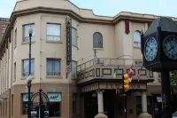 Hotel Senator Hotels in Saskatoon