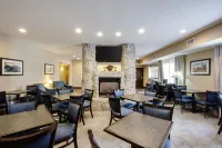 Comfort Inn & Suites Bellevue - Omaha Offutt AFB Hotels in Bellevue Second II