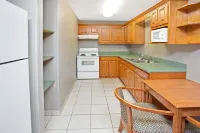 Super 8 by Wyndham South Bend Hotels in Sankt Joseph County