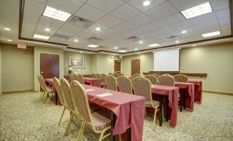 Hampton Inn & Suites Alexandria