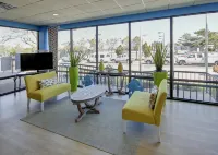 Sea Bay Hotel