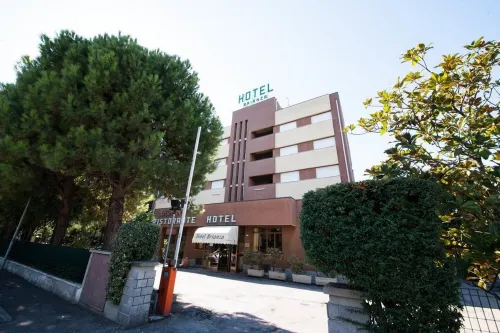 Hp Fly Hotel Bologna Hotels in Calderara di Reno