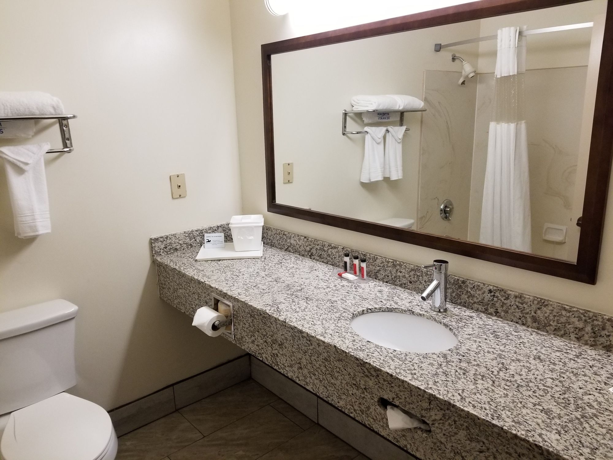 Ramada by Wyndham Bakersfield North