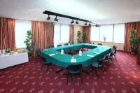 Hotel Cyrano Hotels in Gerenzano