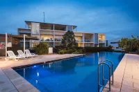 Coast Resort Merimbula - Rooftop Pools
