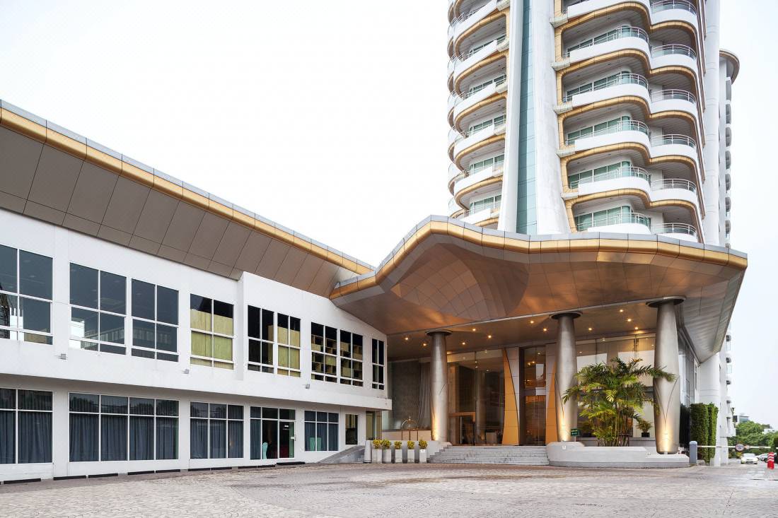 Viva Garden Serviced Residence Bangkok Updated 22 Room Price Reviews Deals Trip Com