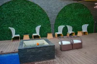 Best Western Plus Meridian Hotel - Gym