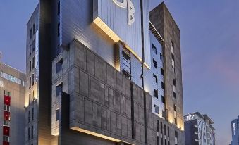 JB Design Hotel - Housity