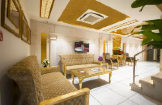 Hotel Swaran Palace