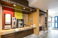 B&B HOTEL Grenoble Université 1 크홀르 호텔