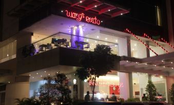 Redstar Hotel