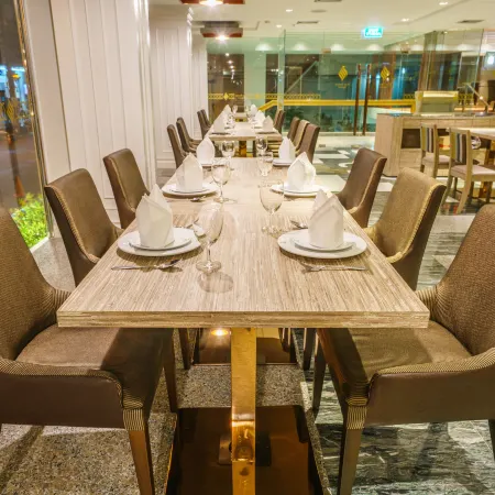 New Season Square Hotel