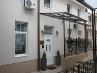 Villa Marija M L Hotels in Zemun