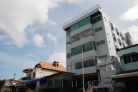 巴蜀海灘飯店 Prachuap Khiri Khan City Pillar Shrine附近的飯店