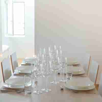 Airhome Limmatquai River View Apartment Dining/Meeting Rooms