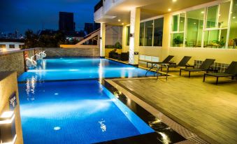 Patio Luxury Suites