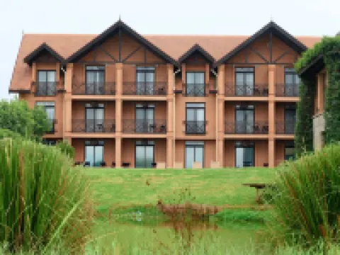 Radisson Tamboho Waterfront Antananarivo Hotels in Antananarivo Avaradrano