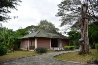 Muaklek Paradise Resort Các khách sạn gần Wat Hua Pang