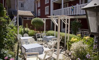 Garvaregarden Hotel , B&B Och Cafe