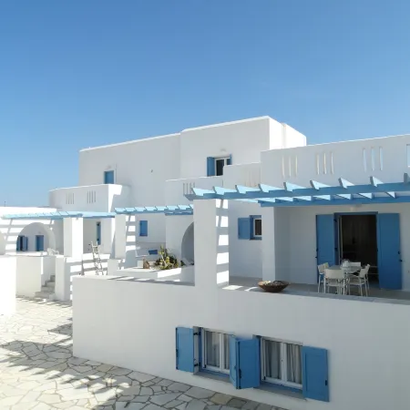 Kosmitis Suites & Villas