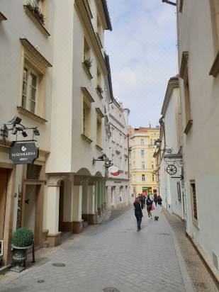 Coco Chanel Boutique Apartment-Brno Updated 2022 Room Price-Reviews & Deals  | Trip.com