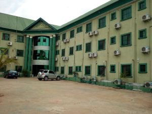 Prowess Hotel and Suites